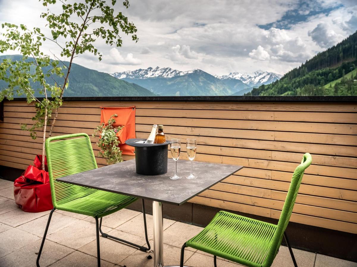 Der Sonnberg Alpinlodges - Apartments Mit Seeblick, Privater Sauna Und Self Check-In Zell am See Ngoại thất bức ảnh